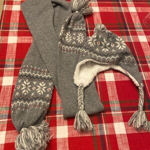 Matching winter scarf & hat